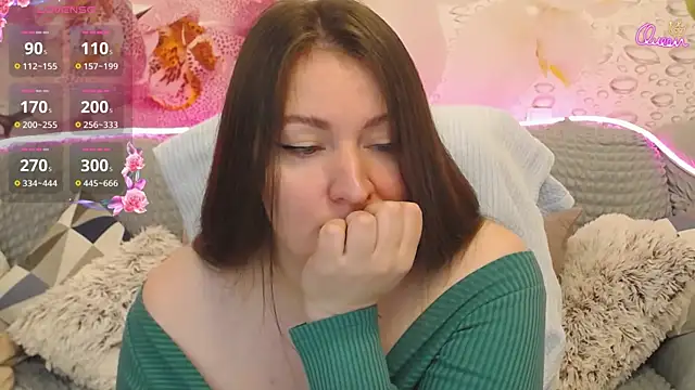 Snapshot of Nataly_cute chatting on February 7, 7:39 pm Nataly cute online show from February 7, 7:39 pm