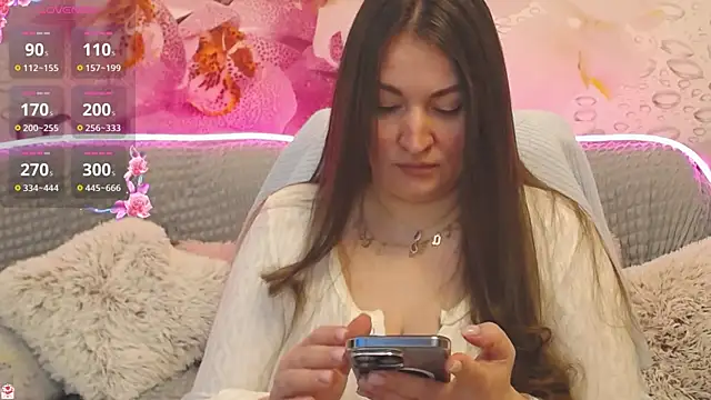 Snapshot of Nataly_cute chatting on February 22, 7:56 pm Nataly cute online show from February 22, 7:56 pm