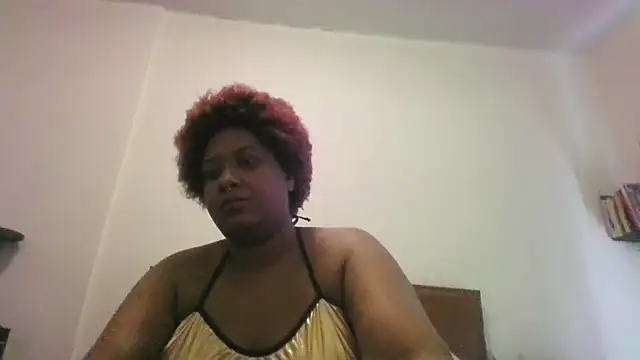 LunaWolfie143 online show from May 4, 8:49 pm