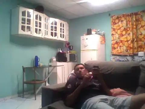 Snapshot of Bahia555 chatting on January 15, 1:56 am Bahia555 online show from January 15, 1:56 am