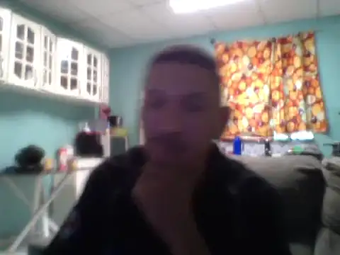 Snapshot of Bahia555 chatting on January 18, 1:18 pm Bahia555 online show from January 18, 1:18 pm