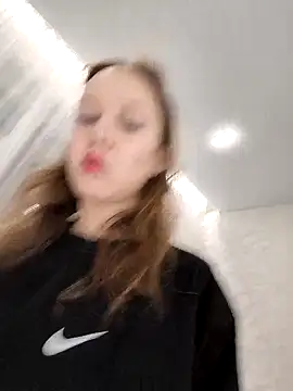  AnMiss  online show from February 9, 9:30 pm