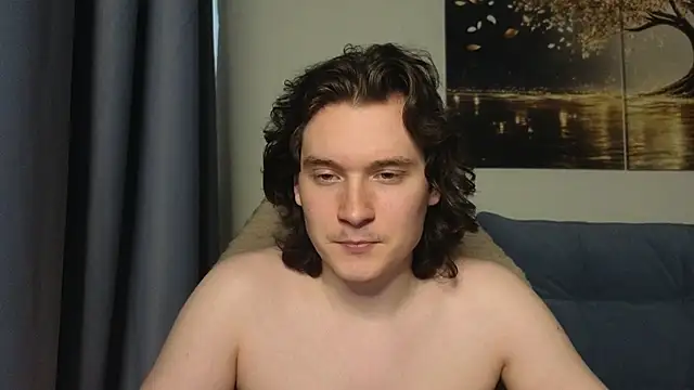 MoreRealAlex online show from June 21, 5:48 pm
