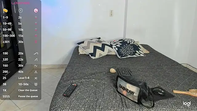 lolacute69 online show from March 24, 2:44 pm