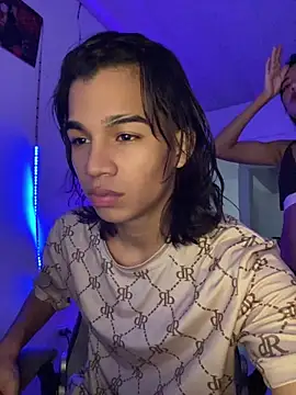Boypolla11 online show from August 3, 9:51 pm