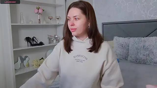 Snapshot of Alexyena chatting on December 2, 6:20 am Alexyena online show from December 2, 6:20 am