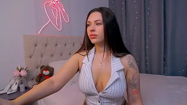 Snapshot of Alexyena chatting on October 11, 9:52 am Alexyena online show from October 11, 9:52 am