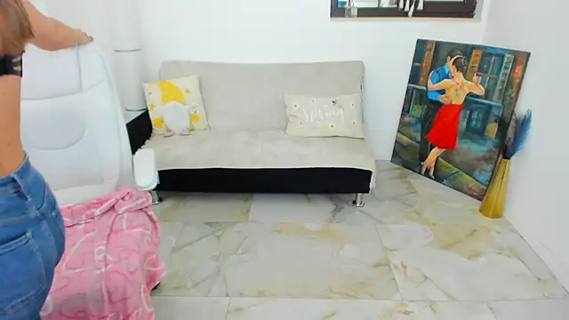 Snapshot of Darya_Baby chatting on November 7, 7:36 pm Darya Baby online show from November 7, 7:36 pm