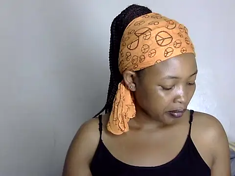 Snapshot of Q_amor2 chatting on February 3, 3:49 pm Q amor2 online show from February 3, 3:49 pm
