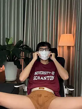 Snapshot of MinhTuanLive chatting on February 18, 8:10 am MinhTuanLive online show from February 18, 8:10 am