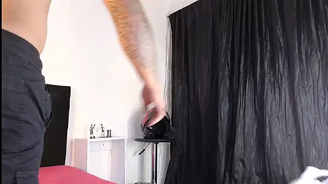 john cartter1 online show from October 15, 11:10 am