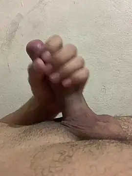 Snapshot of rodrig3105 chatting on March 19, 10:42 pm rodrig3105 online show from March 19, 10:42 pm