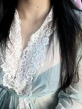  Linez  online show from October 31, 6:31 pm