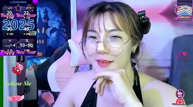 Sugar lipsz online show from January 12, 3:25 pm