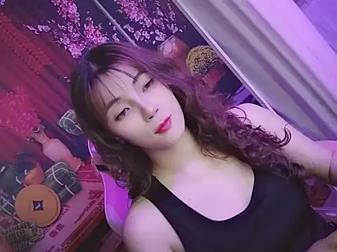 Sugar lipsz online show from February 4, 3:00 am