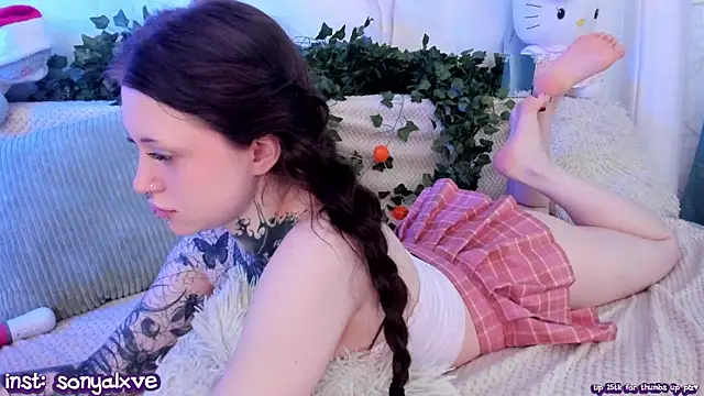 vergillhell online show from January 12, 9:30 am