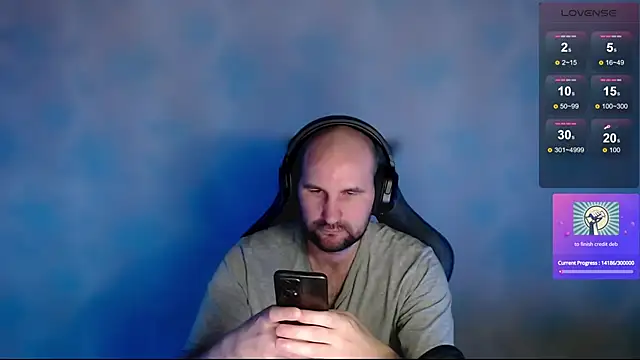 Snapshot of Popadosik_Mod chatting on February 19, 3:27 pm Popadosik Mod online show from February 19, 3:27 pm