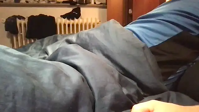 Geilerjung69 online show from November 30, 7:01 am