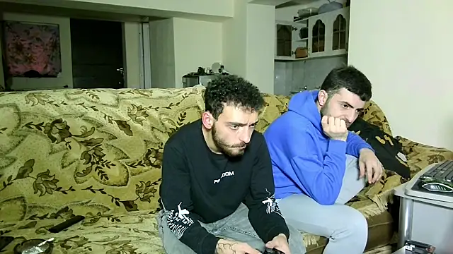 Snapshot of Barney_Tedd chatting on December 22, 12:05 pm Barney Tedd online show from December 22, 12:05 pm