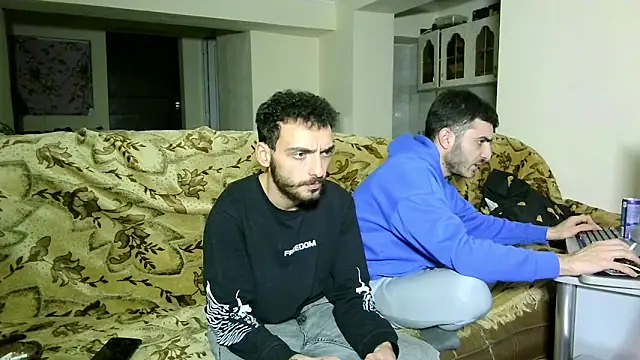 Snapshot of Barney_Tedd chatting on December 22, 3:11 pm Barney Tedd online show from December 22, 3:11 pm