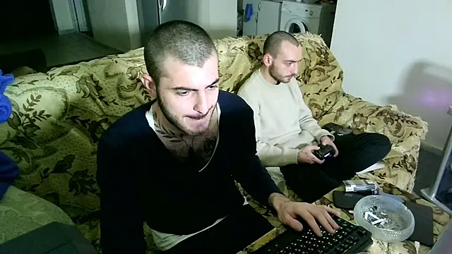 Snapshot of Barney_Tedd chatting on January 4, 12:59 am Barney Tedd online show from January 4, 12:59 am