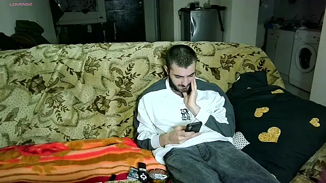 Snapshot of Barney_Tedd chatting on January 14, 10:34 pm Barney Tedd online show from January 14, 10:34 pm