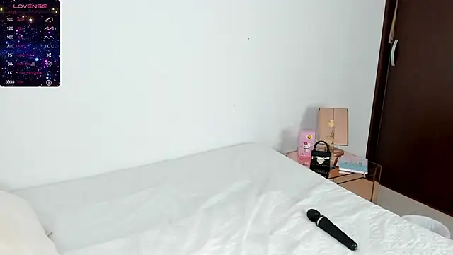 CamiiLovers online show from March 22, 11:20 pm