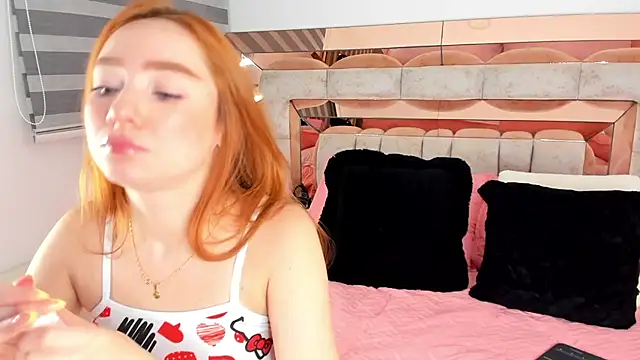 CamiiLovers online show from March 27, 12:16 am