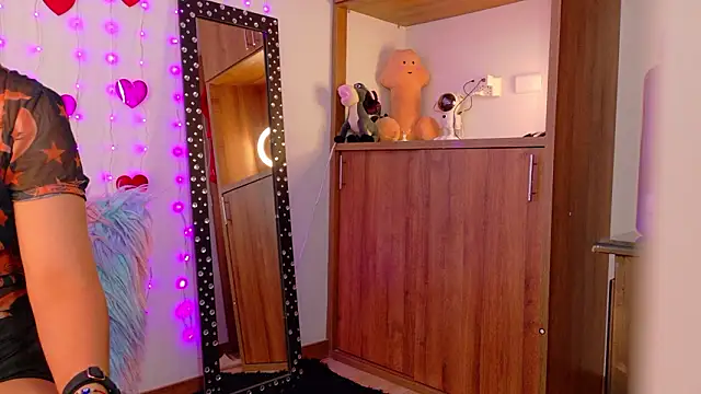 Snapshot of im_anna_ chatting on February 26, 3:11 pm im anna online show from February 26, 3:11 pm