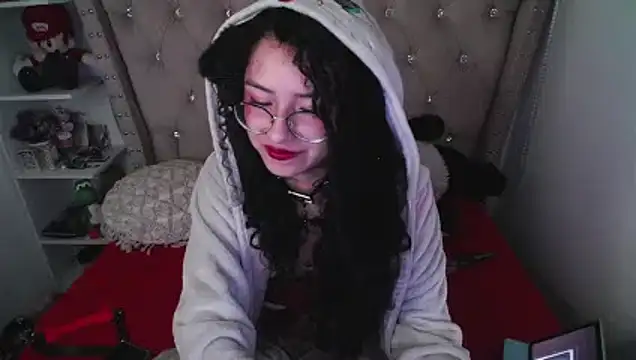 CherieCurl online show from February 17, 11:33 pm