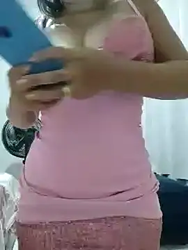 BrendaBittencourt online show from December 2, 11:07 pm