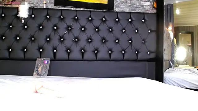 Snapshot of Malory_Cortez chatting on February 20, 6:37 am Malory Cortez online show from February 20, 6:37 am