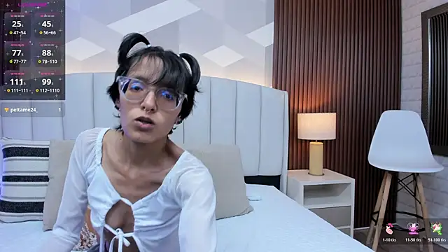 Snapshot of Marge_lasander chatting on November 25, 1:38 am Marge lasander online show from November 25, 1:38 am