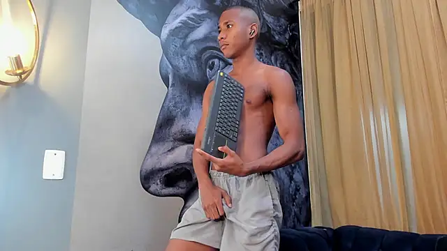 Ethan Fox11 online show from January 10, 2:13 pm