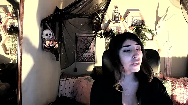 Snapshot of SheryLee chatting on October 16, 10:33 pm SheryLee online show from October 16, 10:33 pm