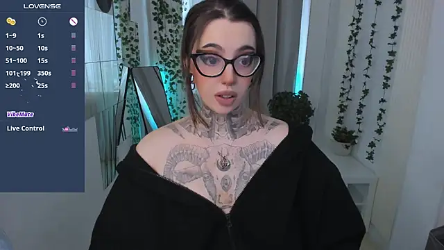 Dixi Pixi  online show from April 10, 5:45 am