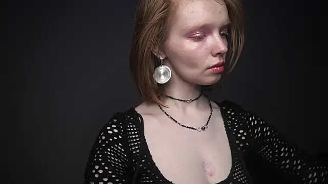 ginger hugs online show from February 23, 10:09 pm