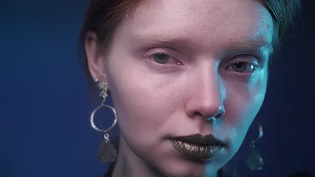 ginger hugs online show from October 9, 10:19 pm