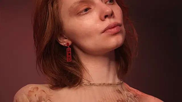 ginger hugs online show from November 6, 10:10 pm