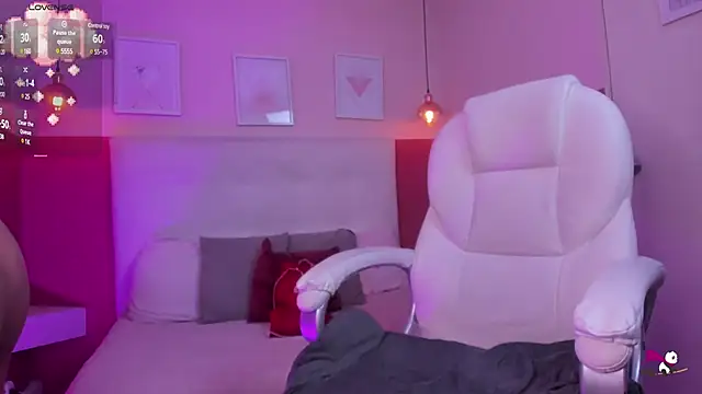 Chloe fischer  online show from January 11, 1:22 pm