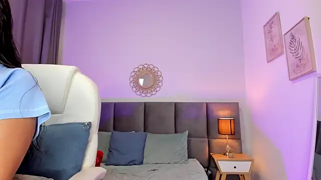 Chloe fischer  online show from February 19, 3:08 pm