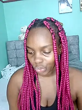 Snapshot of freaky_j_ chatting on December 5, 4:31 am freaky j online show from December 5, 4:31 am