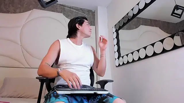 Karimferrer online show from September 16, 9:05 pm