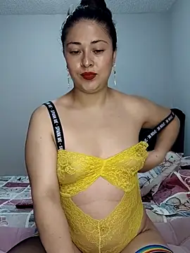 Snapshot of LisbethMoore_ chatting on May 25, 2:23 pm LisbethMoore online show from May 25, 2:23 pm