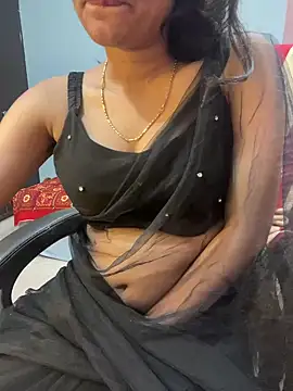 Snapshot of Spicy_sari_girl chatting on January 5, 4:14 am Spicy sari girl online show from January 5, 4:14 am