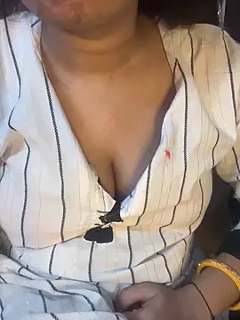 Spicy sari girl online show from March 7, 5:48 am