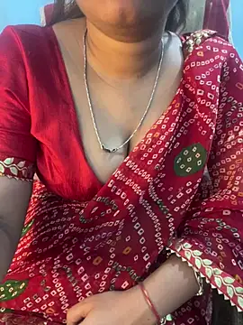 Spicy sari girl online show from June 30, 3:40 am