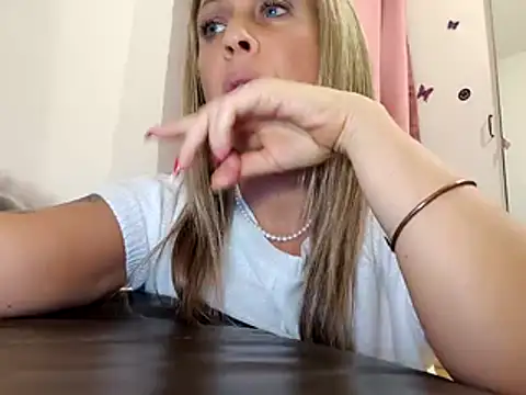 sweethotmilf888 online show from November 16, 5:07 pm