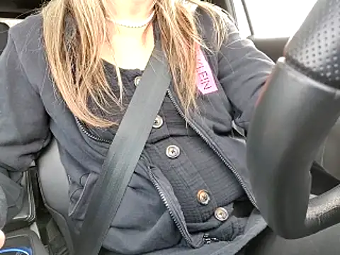 sweethotmilf888 online show from March 24, 12:54 pm