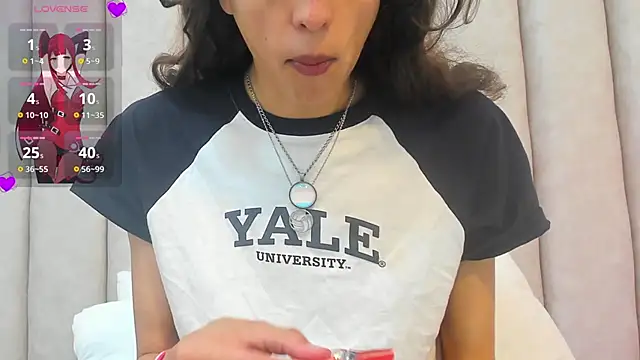 FreyaMoller online show from January 9, 6:47 pm